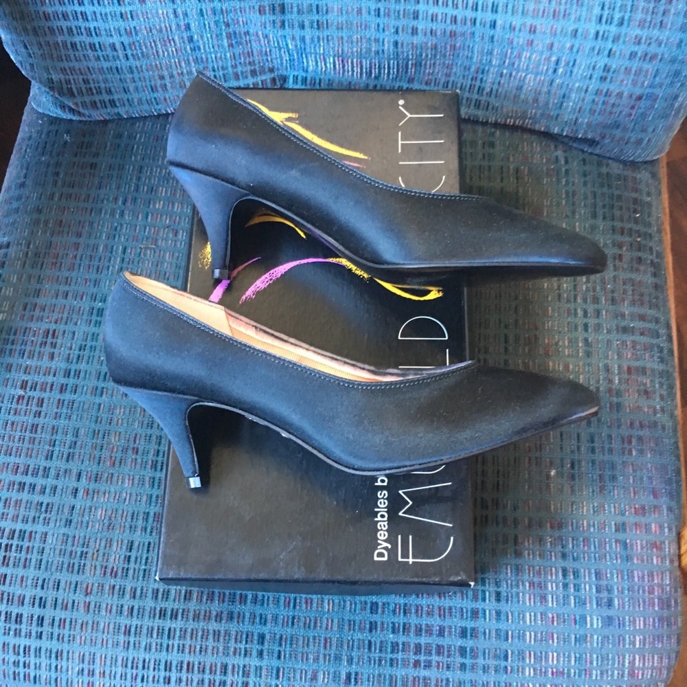 Cute black heels